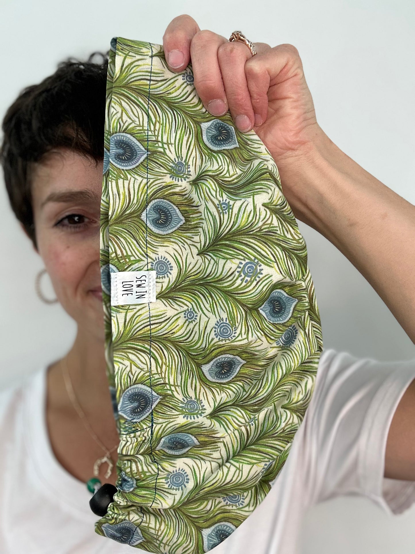Toggle Back - Peacock Feathers: Euro-Style Scrub Cap