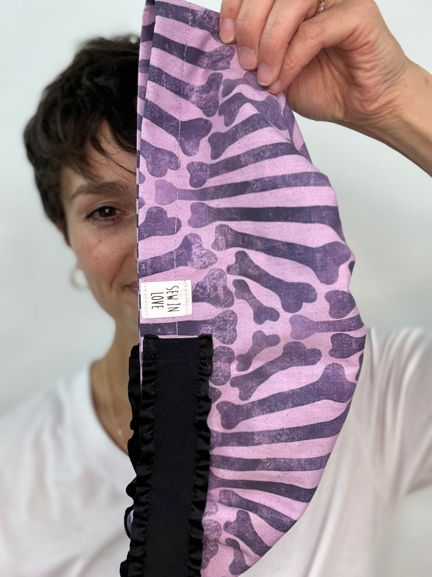 Ribbon Back- Bone Scallop: Euro-Style Scrub Cap