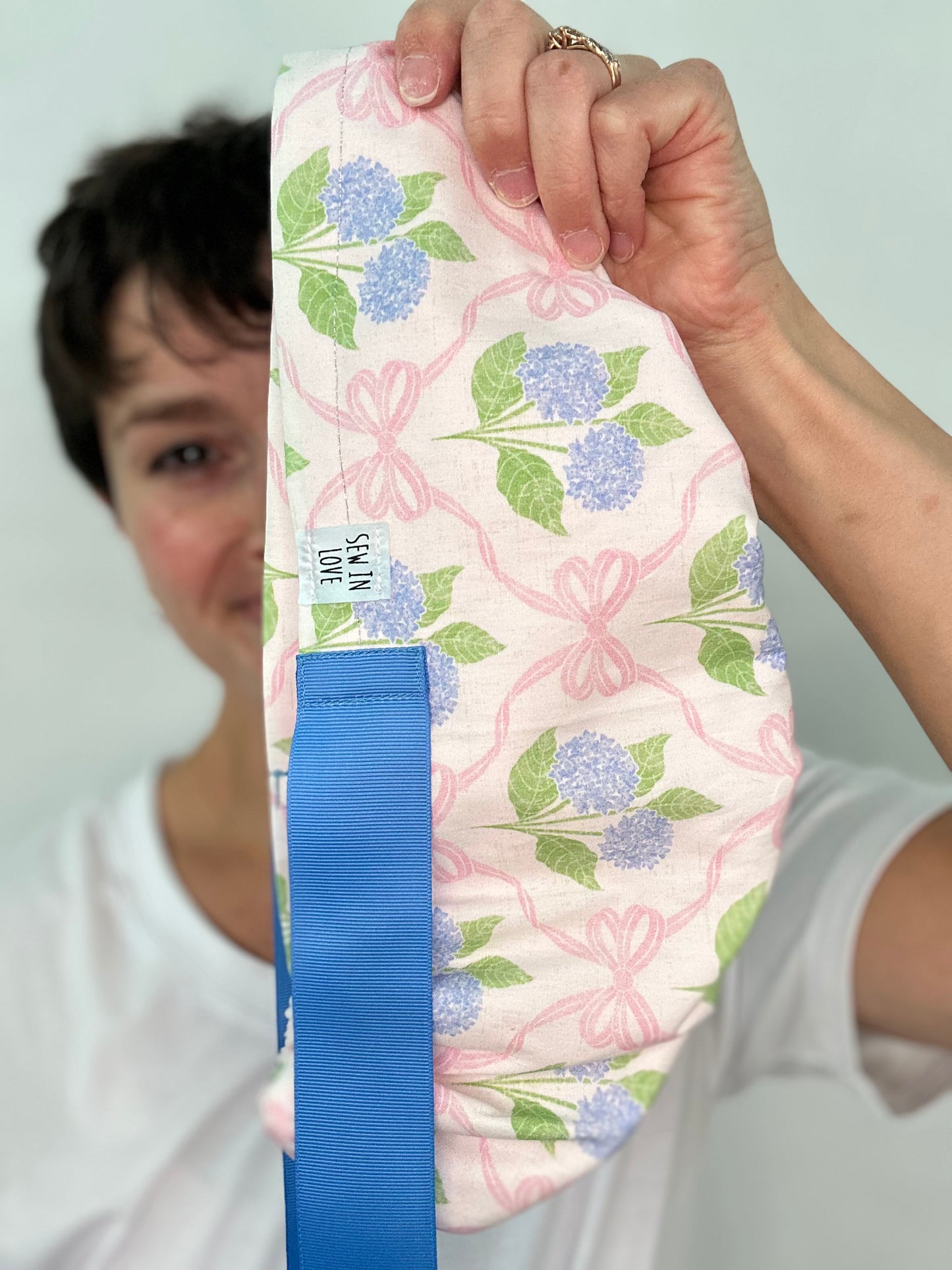 Ribbon Back-Hydrangea Trellis: Euro-Style Scrub Cap