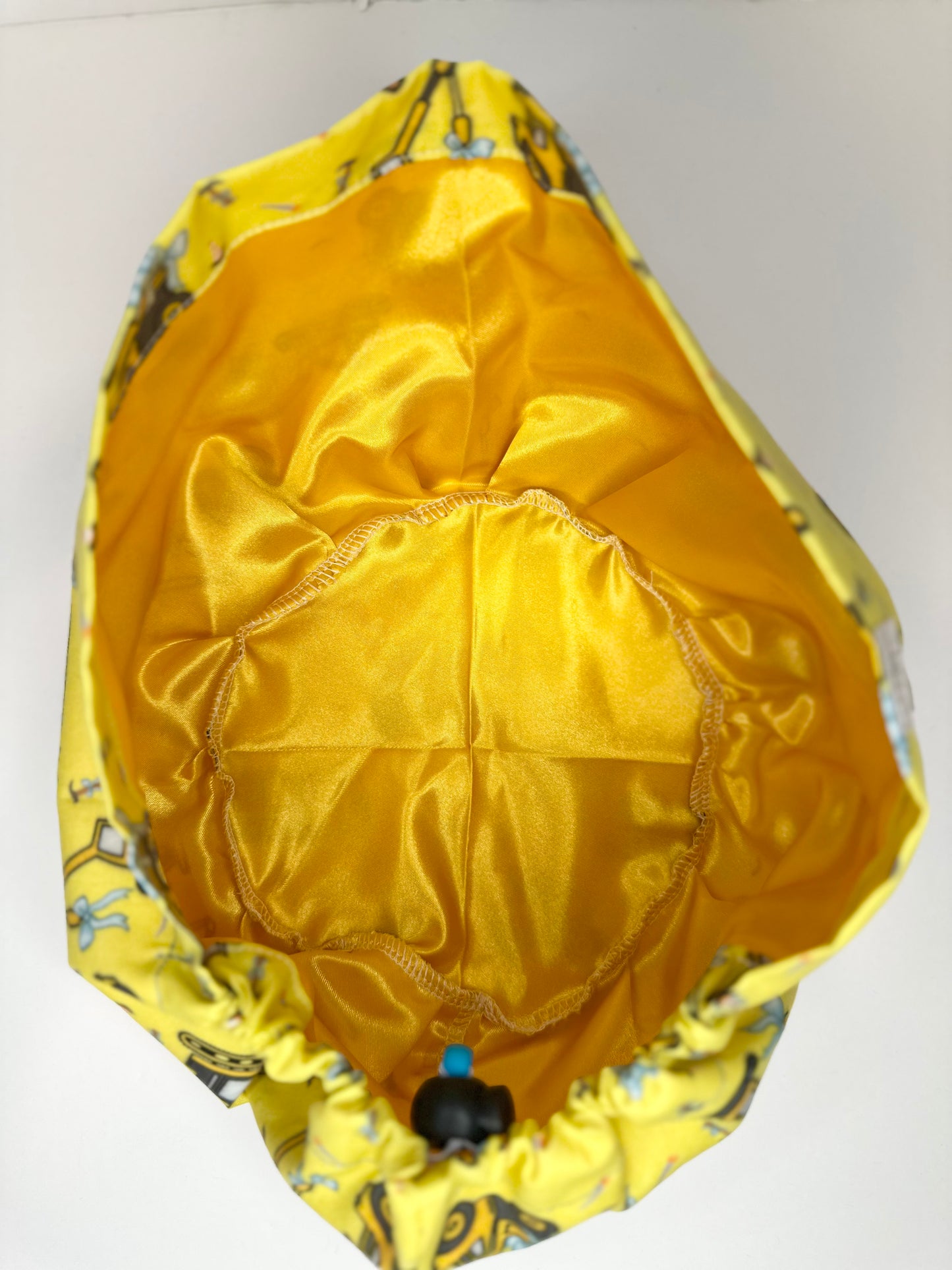 Toggle Back- Construction and Bows: Euro-Style Scrub Cap