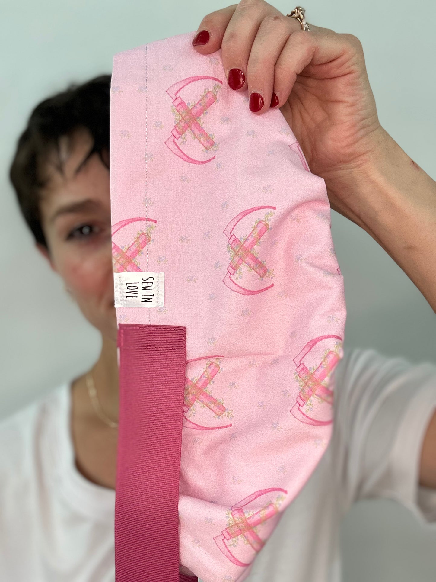 Ribbon Back-Dainty Mac Blade (Mauve Ribbon): Euro-Style Scrub Cap