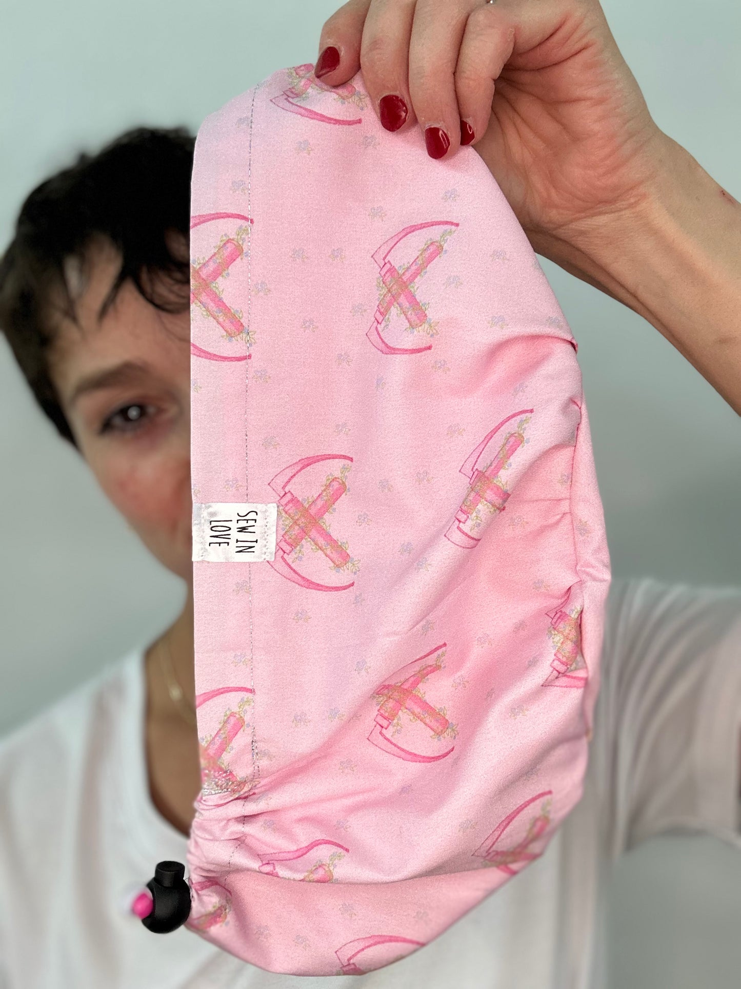 Toggle Back- Dainty Mac Blade: Euro-Style Scrub Cap