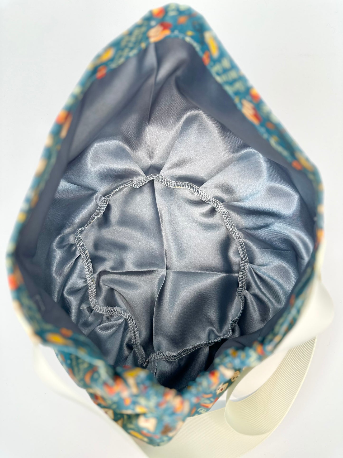 Ribbon Back-Up to No Good: Euro-Style Scrub Cap