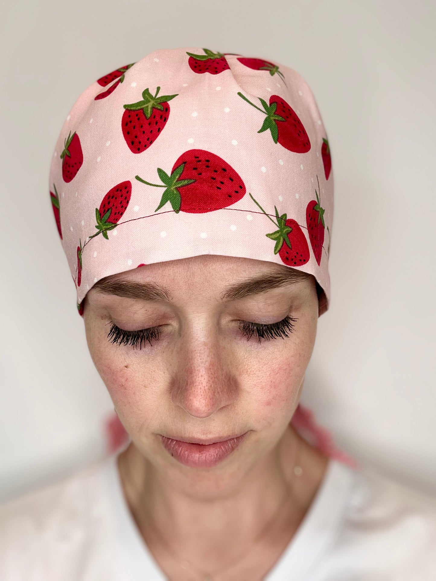 Ribbon Back-Cutesy Strawberries: Euro-Style Scrub Cap